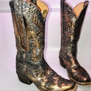 Lucchese - CURLY SILVER SNAKE BOOTS.